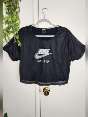 🔥 Nike Air Mesh Cropped Tee – Black Sheer Athletic Top 🔥